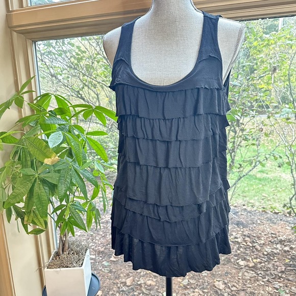 Mossimo Supply Co Tops - Mossimo Supply Co Large Black tiered ruffle sleeveless top in Black
